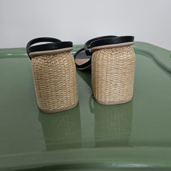 Dolce Vita black thin straps wicker block heel sandal size 9.5 - Picture 6 of 8